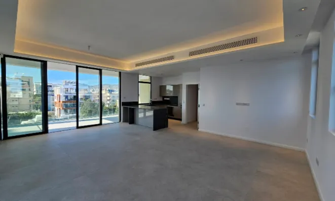 Недвижимость 2 Bedrooms Apartment in Limassol: 1