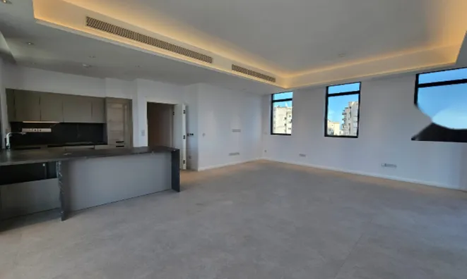 Недвижимость 2 Bedrooms Apartment in Limassol: 2