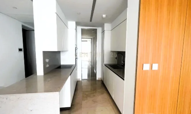 Недвижимость 3 Bedrooms Apartment For sale in Limassol: 4