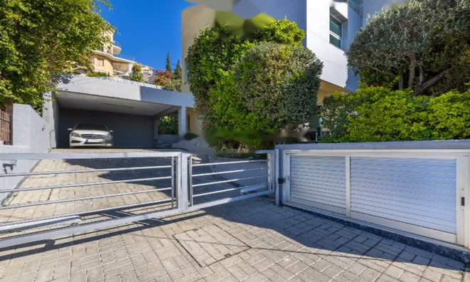 Недвижимость 6 Bedroom Unique Modern Villa For sale with Sea Views in Agia Fyla, Limassol: 28