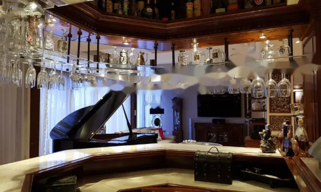 Недвижимость 6 Bedroom Villa for Sale in Limassol, Agios Tychonas: 9