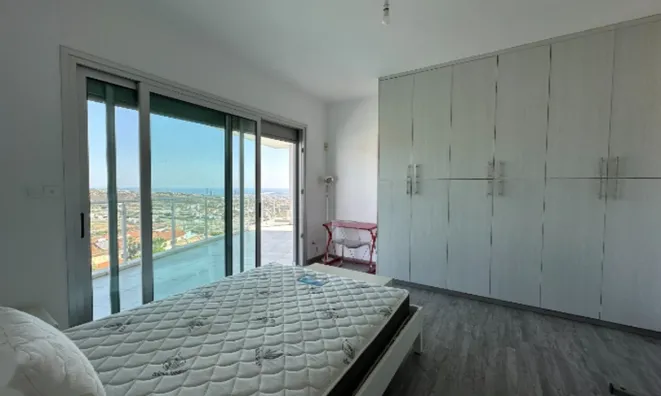 Недвижимость 6 Bedroom Villa For Sale in Agios Athanasios, Limassol: 9