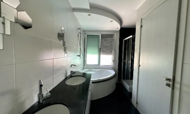 Недвижимость 6 Bedroom Villa For Sale in Agios Athanasios, Limassol: 10