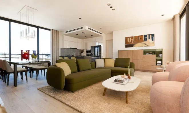 Недвижимость 3 Apartment For Sale in Limassol City: 1