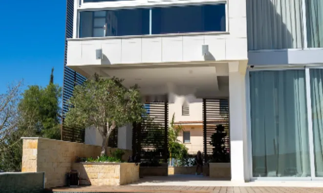 Недвижимость 6 Bedrooms Villa For sale in Germasogeia, Limassol: 6