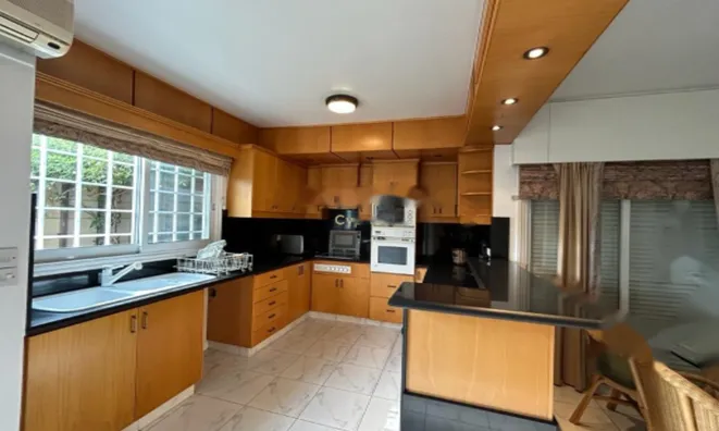 Недвижимость 5 Bedroom House and Office For Sale in Agios Nektarios: 2