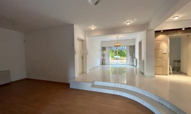 Недвижимость 5 Bedroom House and Office For Sale in Agios Nektarios: 4