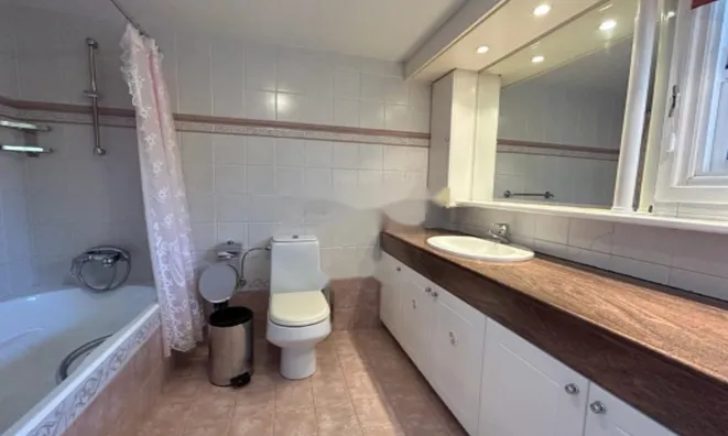 Недвижимость 5 Bedroom House and Office For Sale in Agios Nektarios: 11