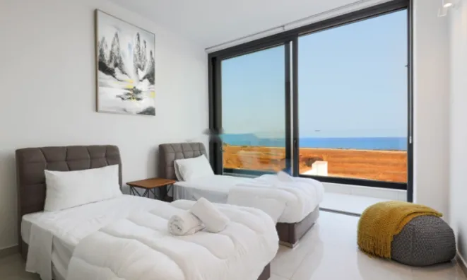 Недвижимость 5 Bedroom Villa For Sale in Agia Napa: 10