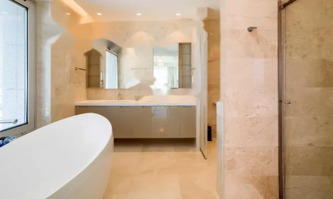 Недвижимость 4 Bedroom Luxury Penthouse Apartment for Sale in Pyrgos Coastal, Limassol: 19