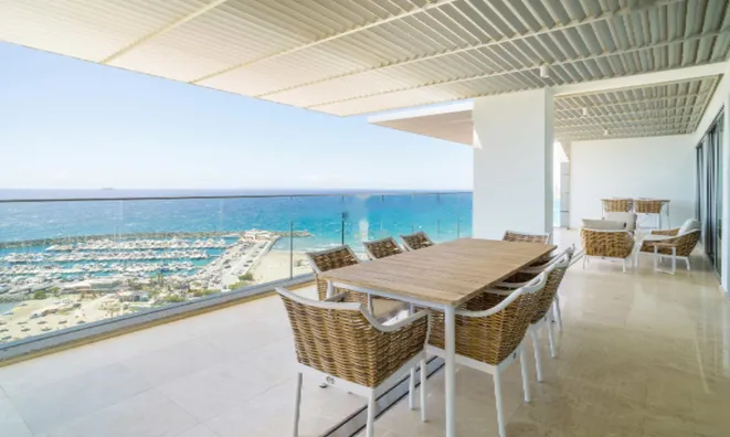 Недвижимость 4 Bedroom Luxury Penthouse Apartment for Sale in Pyrgos Coastal, Limassol: 26