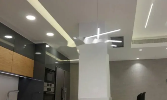 Недвижимость 4 Bedroom Apartment Across the Sea for Sale in Limassol, Agios Tychonas: 7