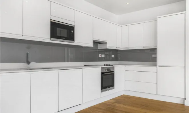 Недвижимость Peerless Street: 2