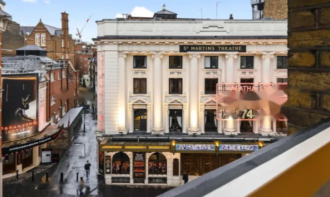 Недвижимость Charing Cross Road: 17