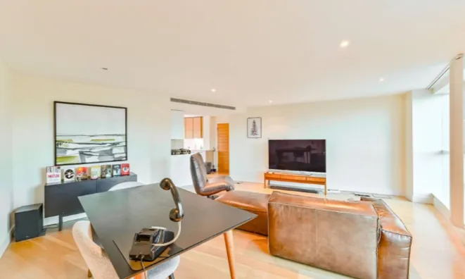 Недвижимость St George Wharf, Vauxhall: 1