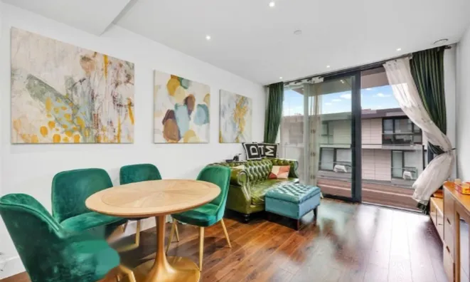 Недвижимость Perilla House, Stable Walk: 1