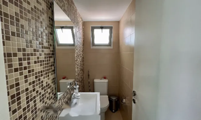 Недвижимость 3 Bedroom Penthouse Apartment For Sale in Limassol, Neapolis: 11