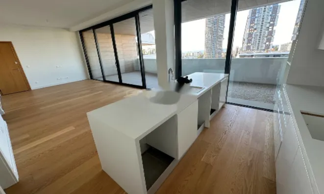 Недвижимость 3 Bedroom Apartment For sale in Germasogeia, Limassol: 3