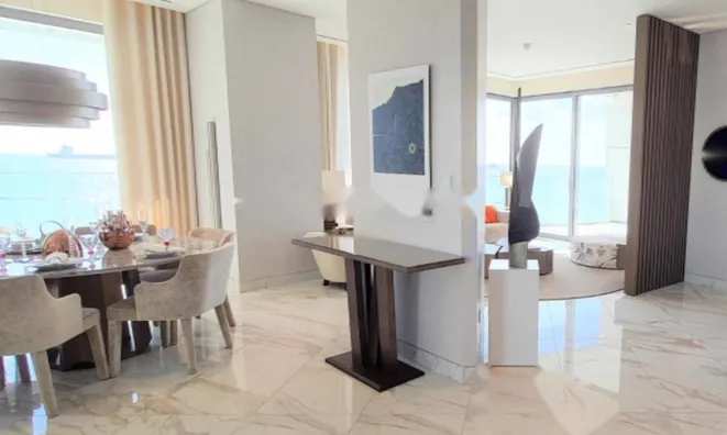 Недвижимость 2 Bedroom Exclusive Apartment For Sale in Limassol Seafront: 2