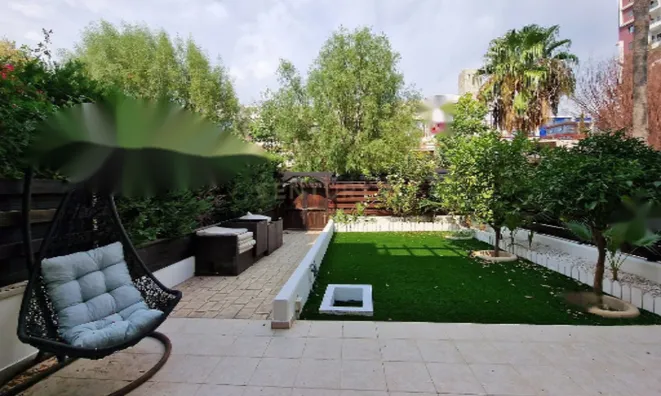 Недвижимость 3 Bedroom Maisonette for Sale in Mouttagiaka, Limassol: 2