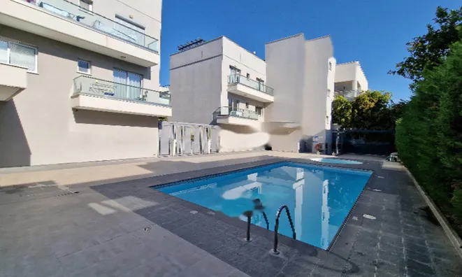 Недвижимость 3 Bedrooms Apartment For sale in Germasogeia, Limassol: 6