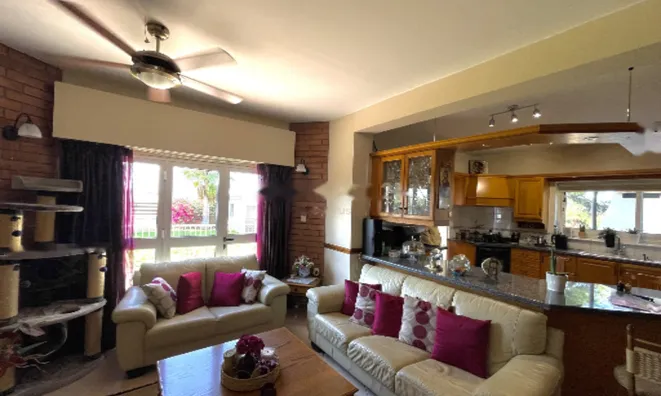 Недвижимость 5 Bedroom Detached house for Sale in Kiti, Larnaca: 4