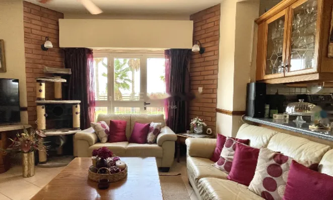 Недвижимость 5 Bedroom Detached house for Sale in Kiti, Larnaca: 5