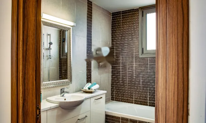 Недвижимость 3 Bedroom Luxury Villa For Sale in Mazotos, Larnaca: 13