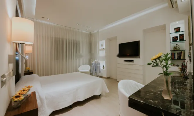 Недвижимость 6 Bedroom Villa for Sale in Agia Fyla, Limassol: 6