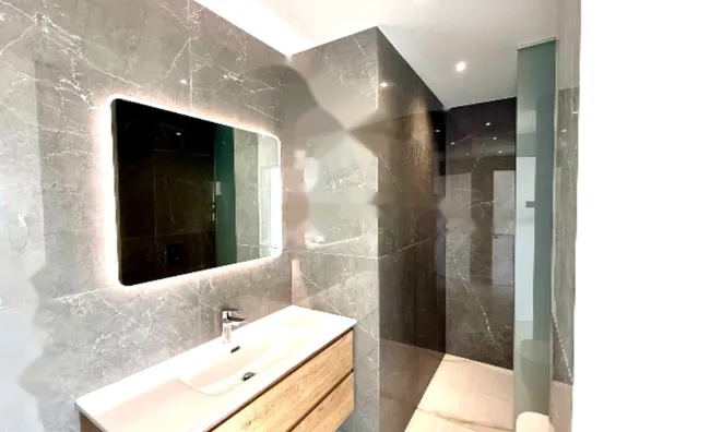 Недвижимость 3 Bedroom Apartment For Sale In Agios Tychonas, Limassol: 20