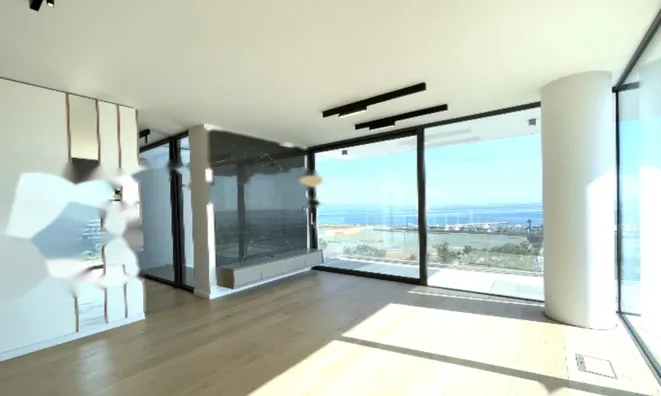 Недвижимость 3 Bedroom Apartment For sale in Larnaca City: 1