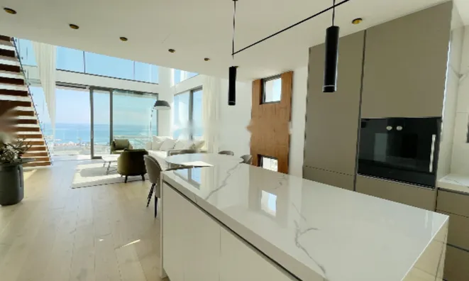 Недвижимость 3 Bedroom Apartment For sale in Larnaca City: 4