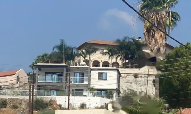 Недвижимость 3 Bedroom House For Sale in Monagroulli, Limassol: 3