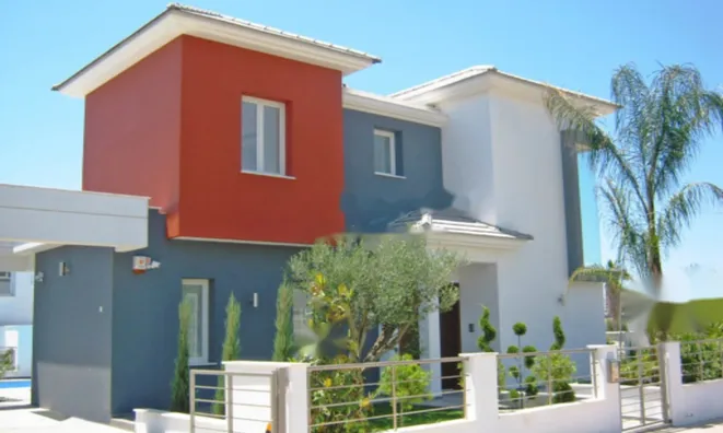 Недвижимость 5+1 Bedroom Beachfront Villa for Sale in Limassol: 1