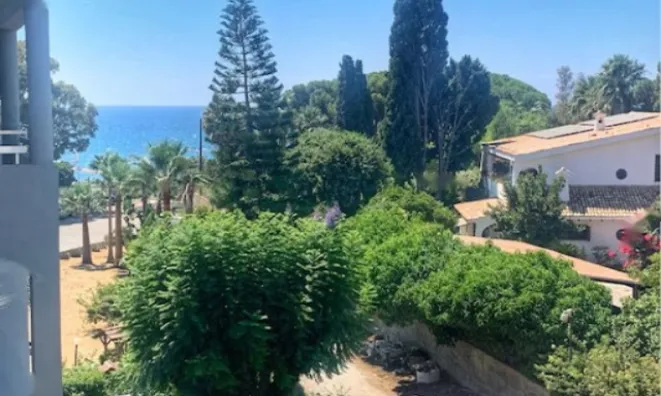 Недвижимость 5 Bedroom Apartment For Sale in Limassol, Potamos Germasogeia: 1