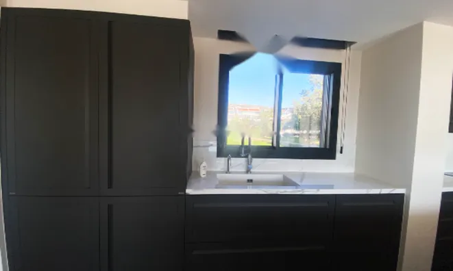 Недвижимость 4 Bedrooms Apartment For sale in Parekklisia, Limassol: 6