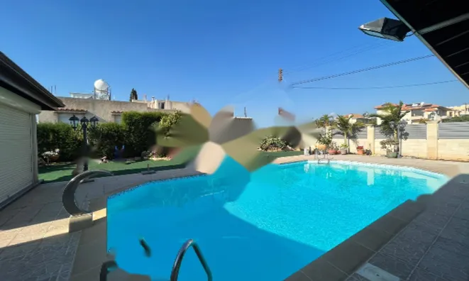 Недвижимость 4 Bedroom House for Sale in Limassol, Agia Fyla: 3