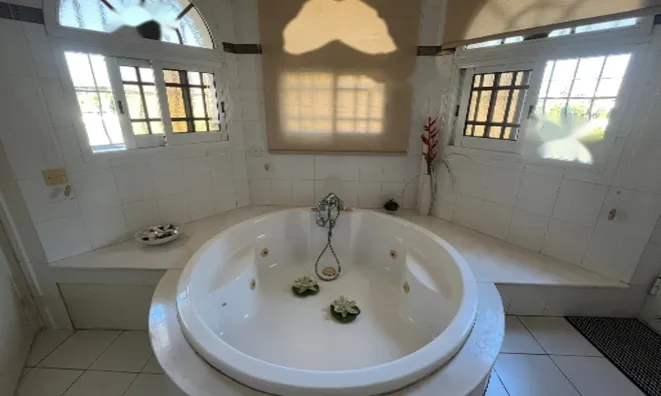 Недвижимость 4 Bedroom House for Sale in Limassol, Agia Fyla: 13