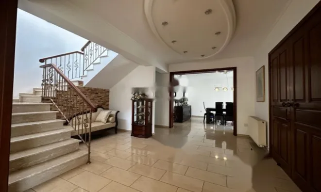 Недвижимость 5 Bedroom House For Sale in Ekali, Limassol: 3