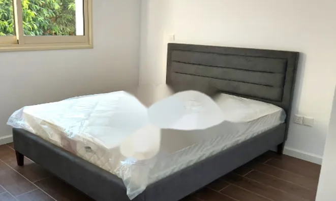 Недвижимость 5 Bedroom House For Sale In Limassol, Agios Tychonas: 8