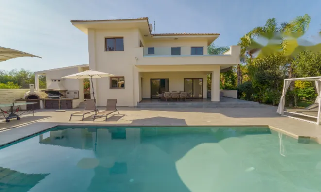 Недвижимость Outstanding 4 Bedroom Villa with a Huge Landscaped Garden in Famagusta, Protaras area: 3