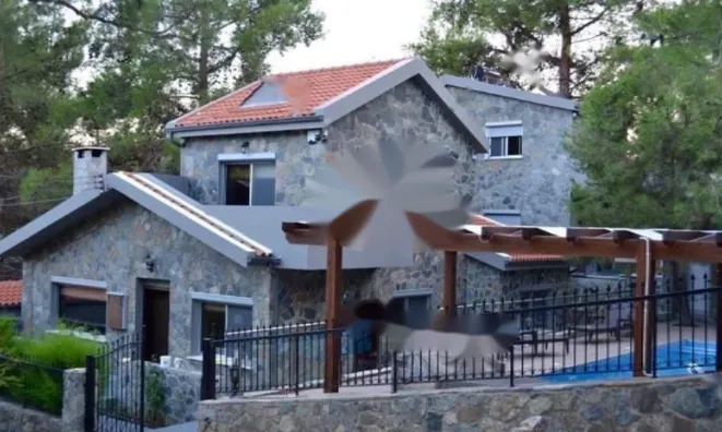 Недвижимость 4 Bedroom House For Sale In Moniatis, Limassol.: 2