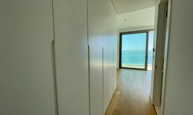 Недвижимость 2 Bedroom Sea View Apartment for Sale in Limassol, Germasogeia: 4