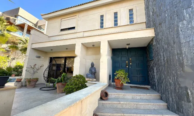 Недвижимость 4 Bedroom Villa for Sale in Agios Tychonas , Limassol: 5