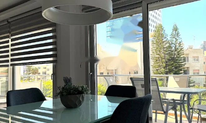 Недвижимость 4 Bedroom Apartment For Sale Agios Tychonas, Limassol: 12