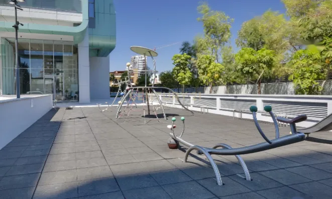 Недвижимость 3 Bedroom Apartment For Sale in Agios Tychonas, Limassol: 20