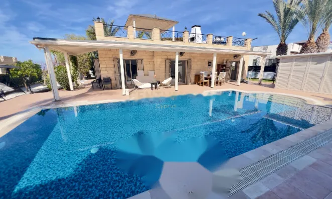 Недвижимость 3 Bedroom Luxury Villa for Sale in Peyia, Paphos: 2