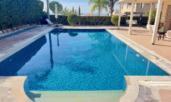 Недвижимость 3 Bedroom Luxury Villa for Sale in Peyia, Paphos: 6