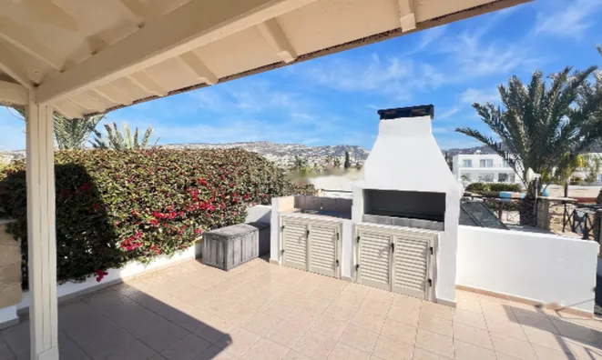 Недвижимость 3 Bedroom Luxury Villa for Sale in Peyia, Paphos: 12