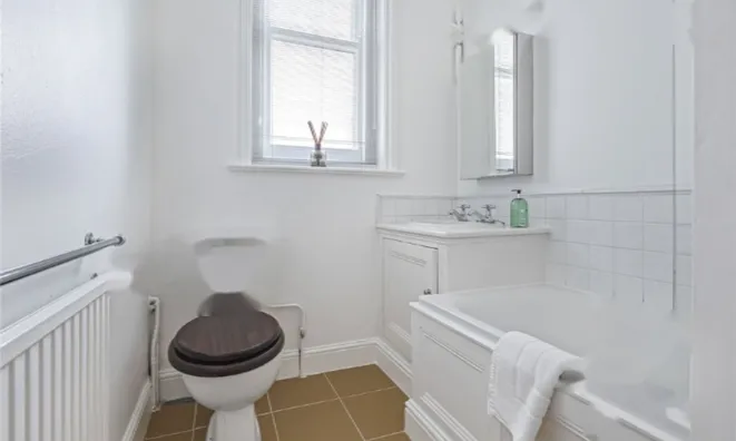 Недвижимость Cremorne Road: 2